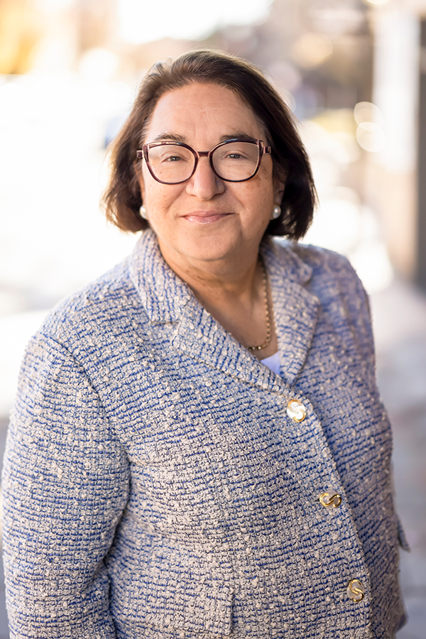 Linda Simmons